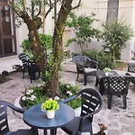 Hotel Mokinba Montebianco Milán