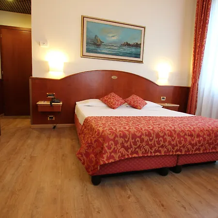 Hotel Mokinba Montebianco Milan