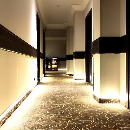 Mokinba Montebianco Mailand