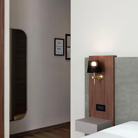 Mokinba Montebianco 4* Milan