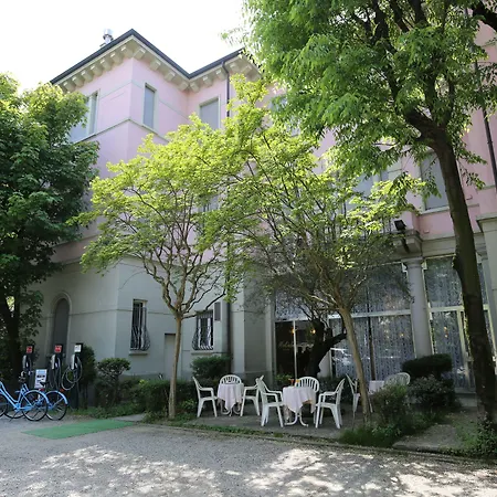 モンテビアンコ モキンバ ホテルズ ホテル ミラノ