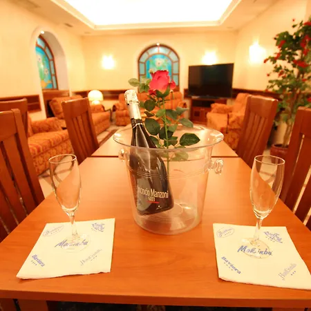 Hotel Mokinba Montebianco 4*