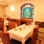孟特比安科莫肯巴酒店 酒店