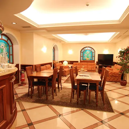 فندق موكينبا مونتيبانكو 4*